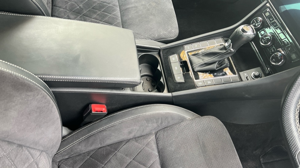 Used Skoda Superb 2019 for sale - 76086510: Photo 42