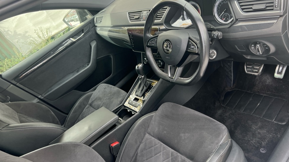 Used Skoda Superb 2019 for sale - 76086510: Photo 6