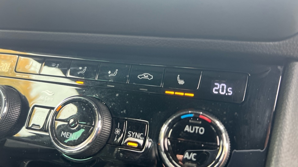 Used Skoda Superb 2019 for sale - 76086510: Photo 71