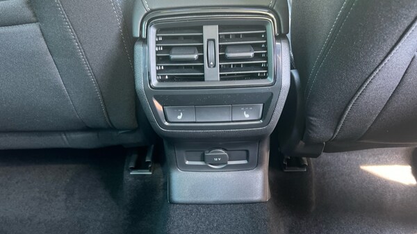 Used Skoda Karoq 2025 for sale - 75625258: Photo 35