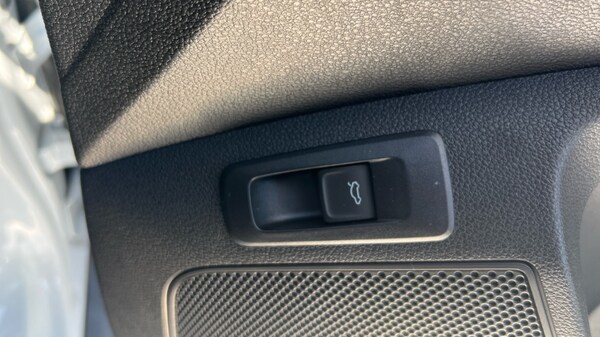 Used Skoda Karoq 2025 for sale - 75625258: Photo 42