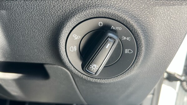 Used Skoda Karoq 2025 for sale - 75625258: Photo 43