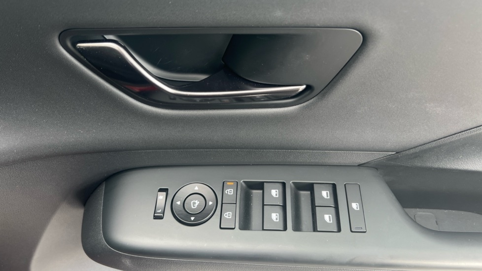 Used Hyundai KONA 2025 for sale - 76008202: Photo 30