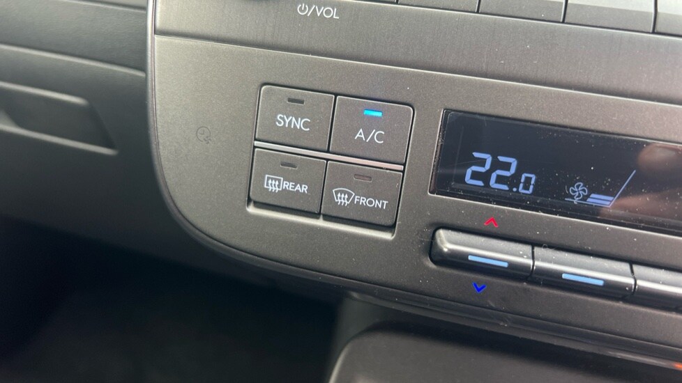 Used Hyundai KONA 2025 for sale - 76008202: Photo 68