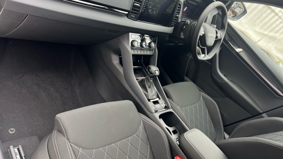 Used Skoda Karoq 2025 for sale - 77004927: Photo 2