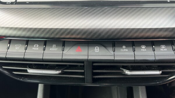 Used Skoda Octavia 2023 for sale - 76217310: Photo 73