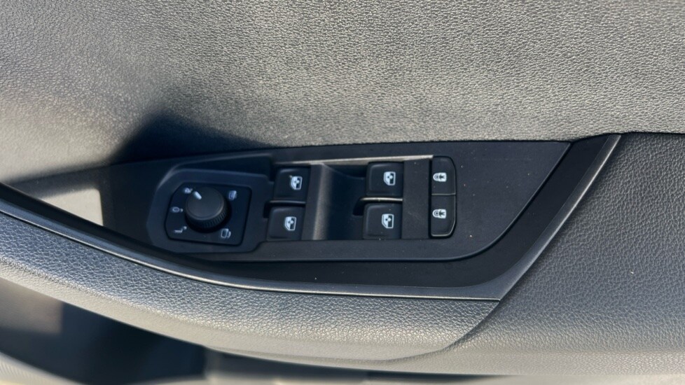 Used Skoda Karoq 2024 for sale - 76014898: Photo 40