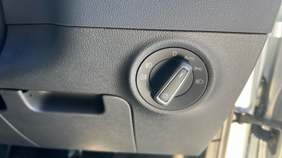 Used Skoda Karoq 2024 for sale - 76014898: Photo 42