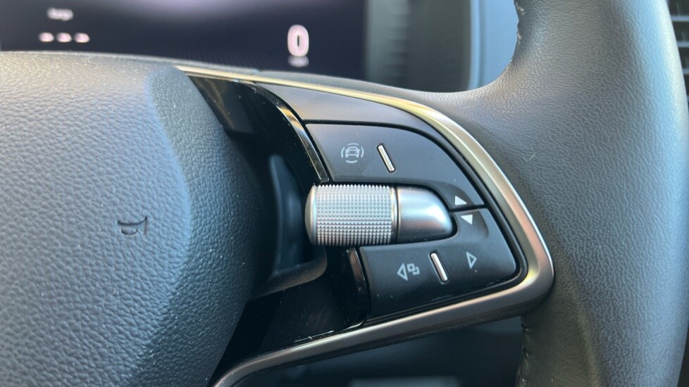 Used Skoda Karoq 2024 for sale - 76014898: Photo 61