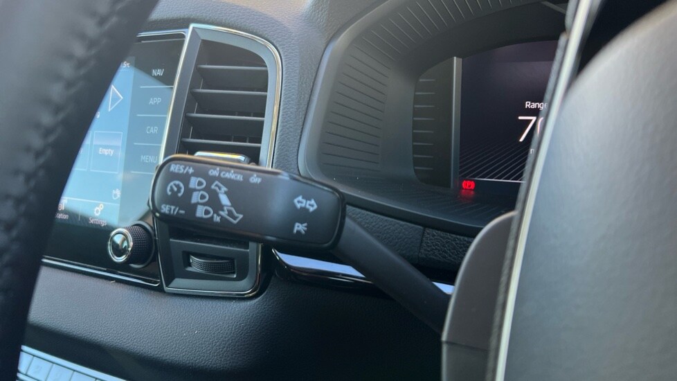 Used Skoda Karoq 2024 for sale - 76014898: Photo 64