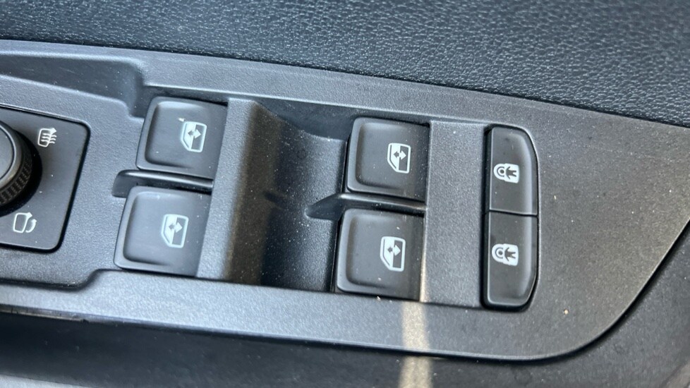 Used Skoda Karoq 2024 for sale - 76014898: Photo 78