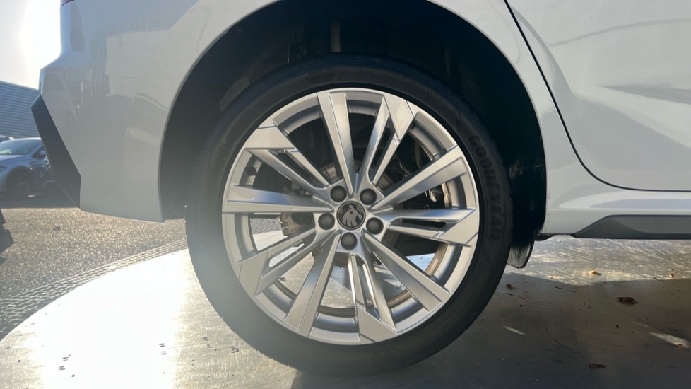 Used Skoda Kamiq 2025 for sale - 76874042: Photo 5