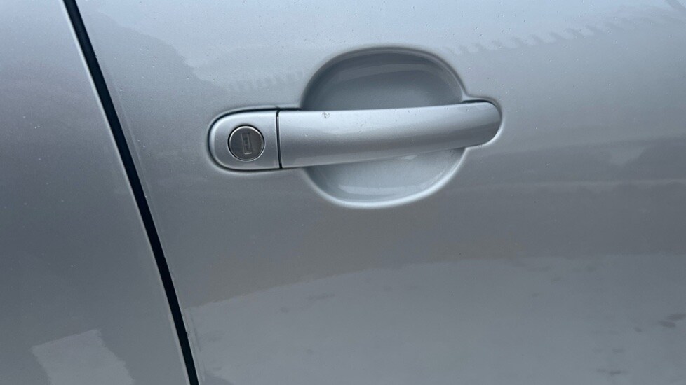 Used Skoda Yeti 2015 for sale - 76609599: Photo 41