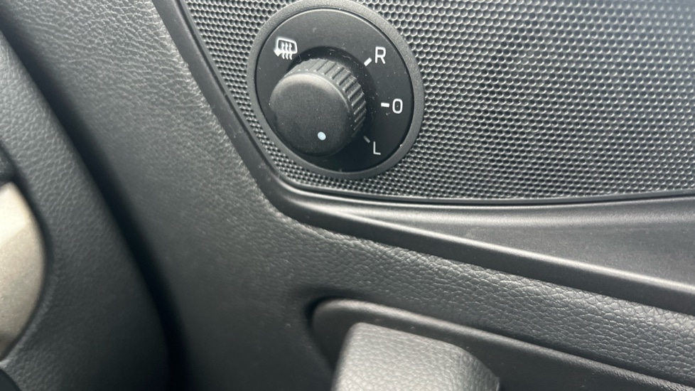 Used Skoda Yeti 2015 for sale - 76609599: Photo 63