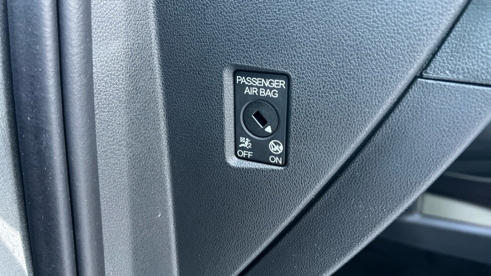 Used Skoda Enyaq 2025 for sale - 76873272: Photo 39