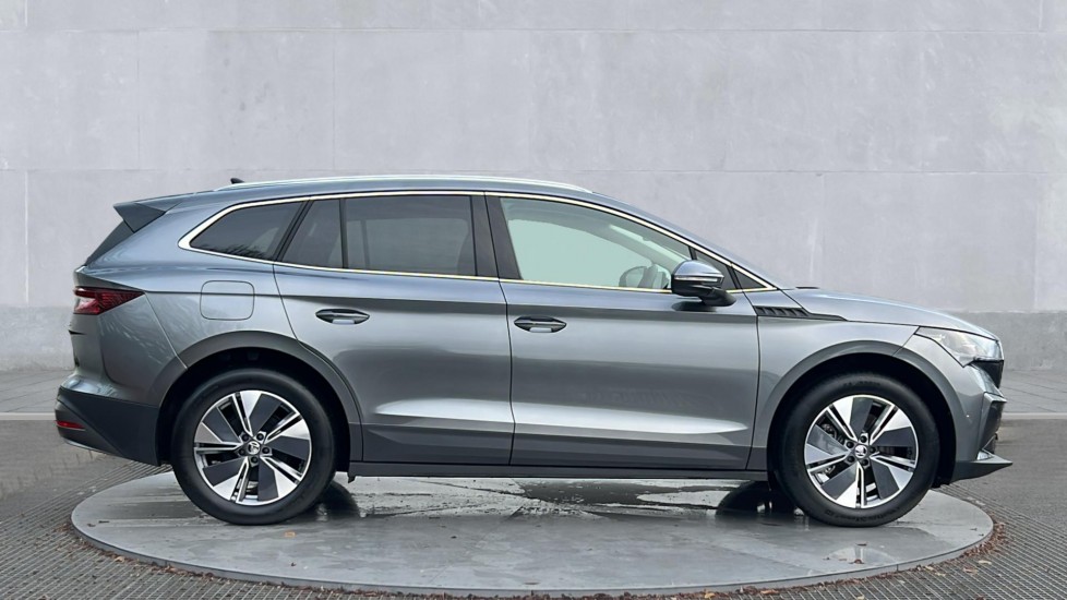 Used Skoda Enyaq 2025 for sale - 76873272: Photo 4