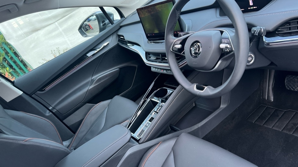 Used Skoda Enyaq 2025 for sale - 76873272: Photo 6