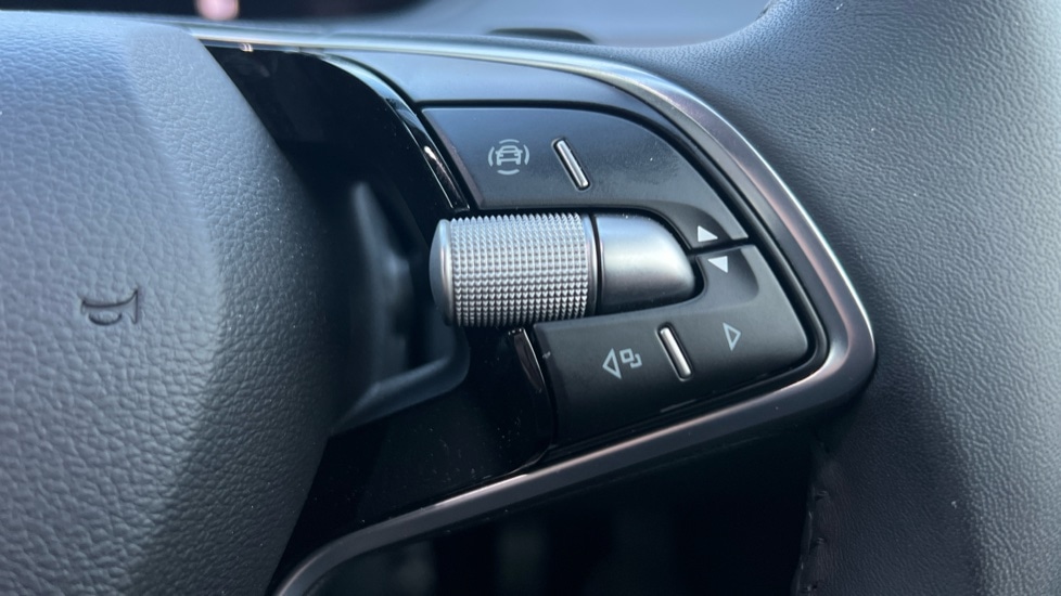 Used Skoda Enyaq 2025 for sale - 76873272: Photo 60