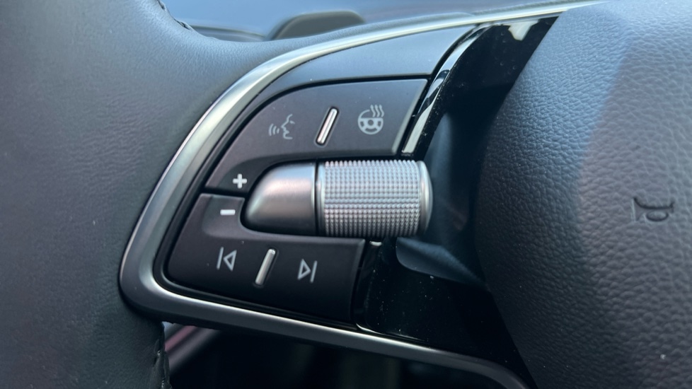 Used Skoda Enyaq 2025 for sale - 76873272: Photo 61