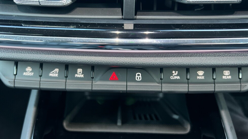 Used Skoda Enyaq 2025 for sale - 76873272: Photo 62