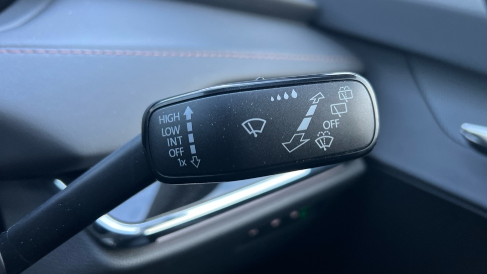 Used Skoda Enyaq 2025 for sale - 76873272: Photo 63