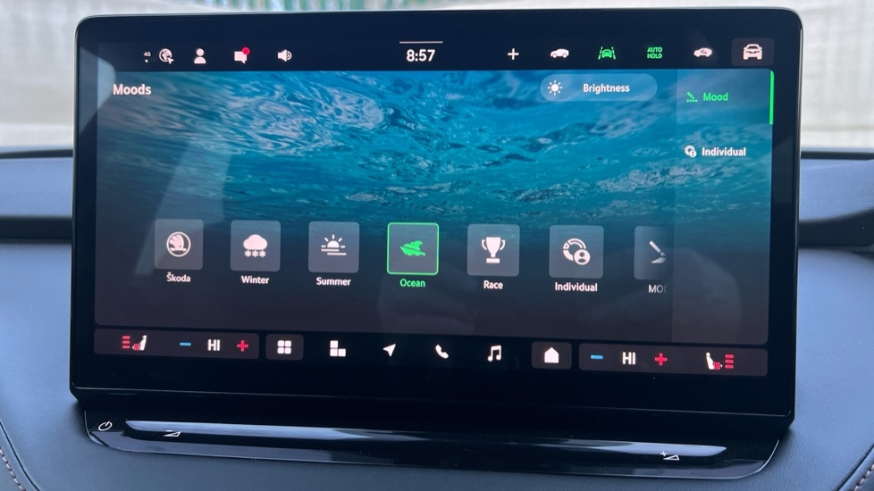 Used Skoda Enyaq 2025 for sale - 76873272: Photo 72