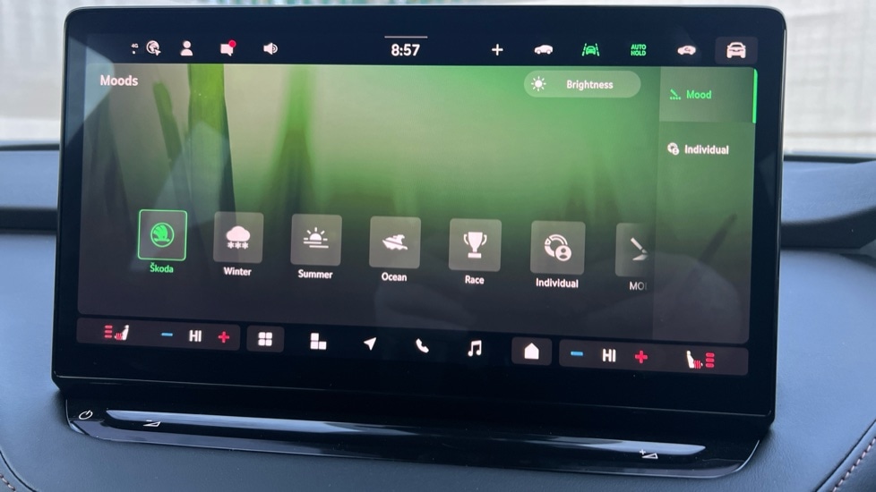 Used Skoda Enyaq 2025 for sale - 76873272: Photo 75