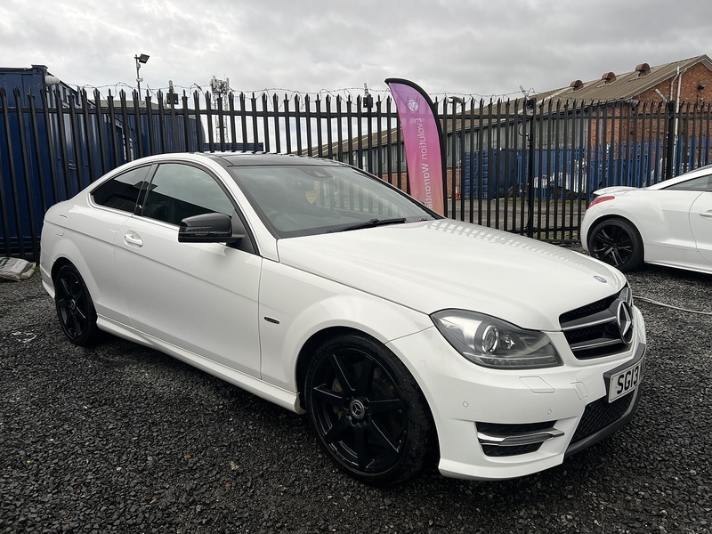 Used Mercedes-Benz C Class 2013 for sale - 77114231: Photo 4