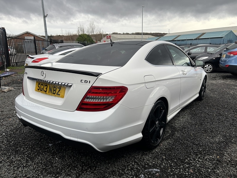 Used Mercedes-Benz C Class 2013 for sale - 77114231: Photo 5