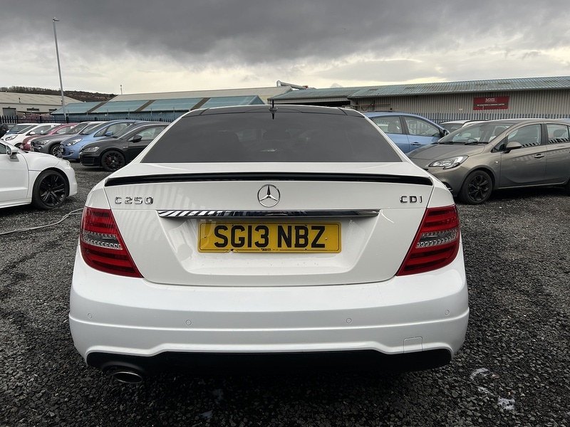Used Mercedes-Benz C Class 2013 for sale - 77114231: Photo 7