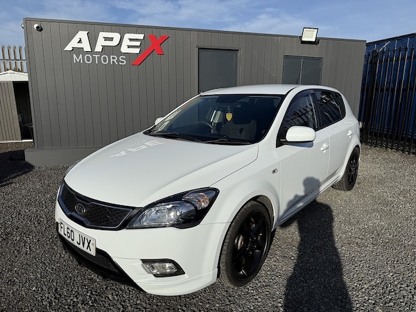 Used Kia Ceed 2010 for sale - 76224070: Photo 1