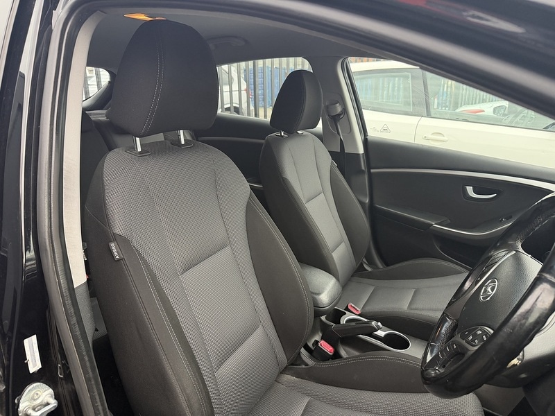 Used Hyundai i30 2014 for sale - 76461183: Photo 14