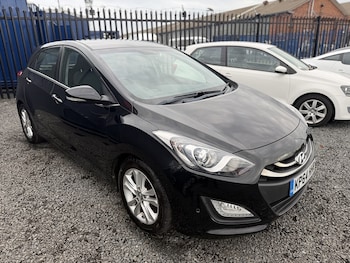 Used Hyundai i30 2014 for sale - 76461183: Photo