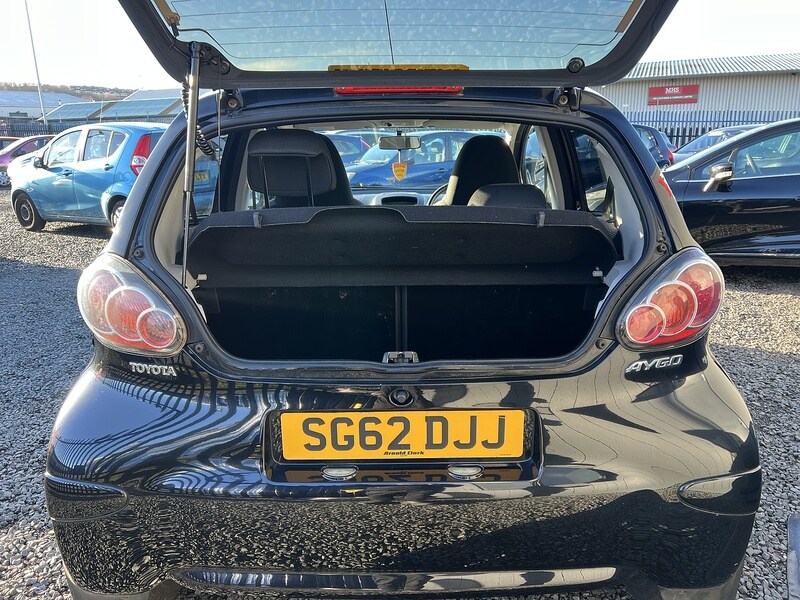 Used Toyota AYGO 2012 for sale - 76669044: Photo 10