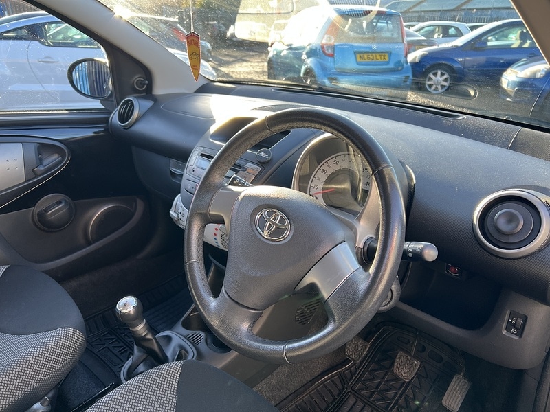 Used Toyota AYGO 2012 for sale - 76669044: Photo 13