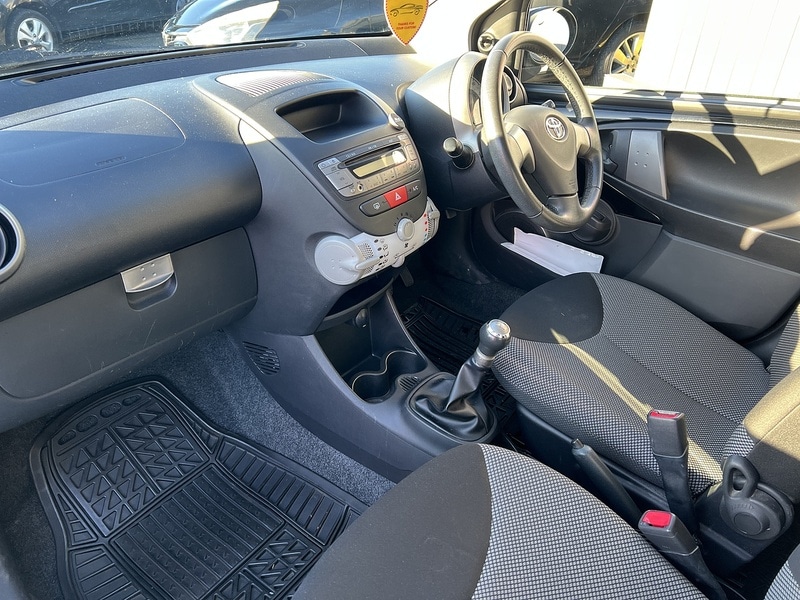 Used Toyota AYGO 2012 for sale - 76669044: Photo 16