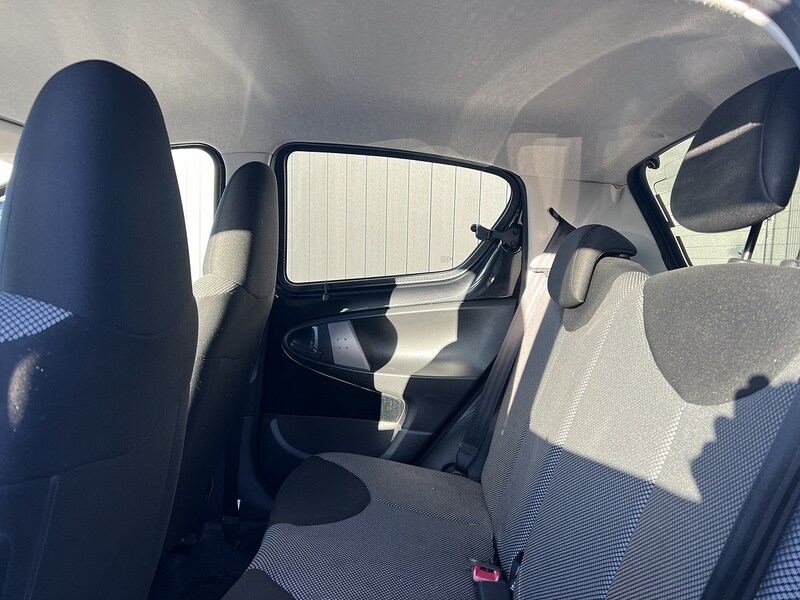 Used Toyota AYGO 2012 for sale - 76669044: Photo 18