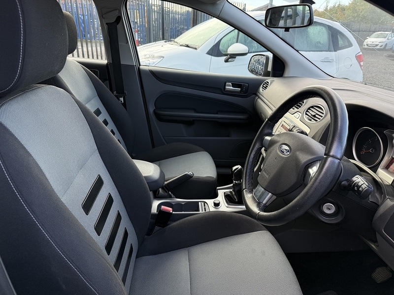 Used Ford Focus 2008 for sale - 76665857: Photo 11