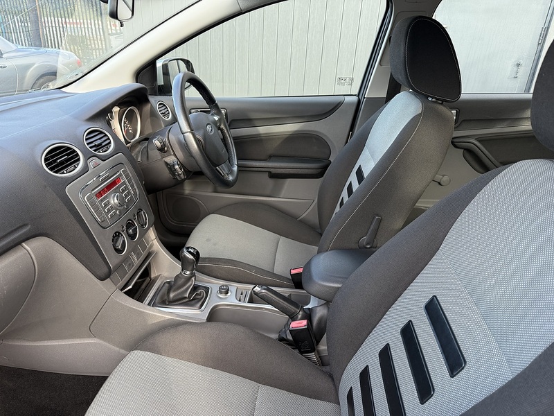 Used Ford Focus 2008 for sale - 76665857: Photo 14