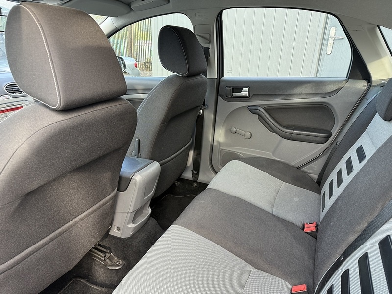 Used Ford Focus 2008 for sale - 76665857: Photo 16