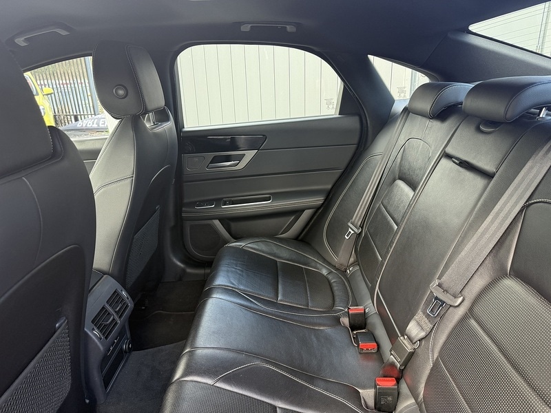 Used Jaguar XF 2018 for sale - 78069604: Photo 23