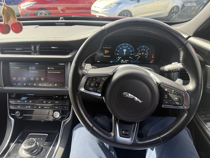Used Jaguar XF 2018 for sale - 78069604: Photo 24