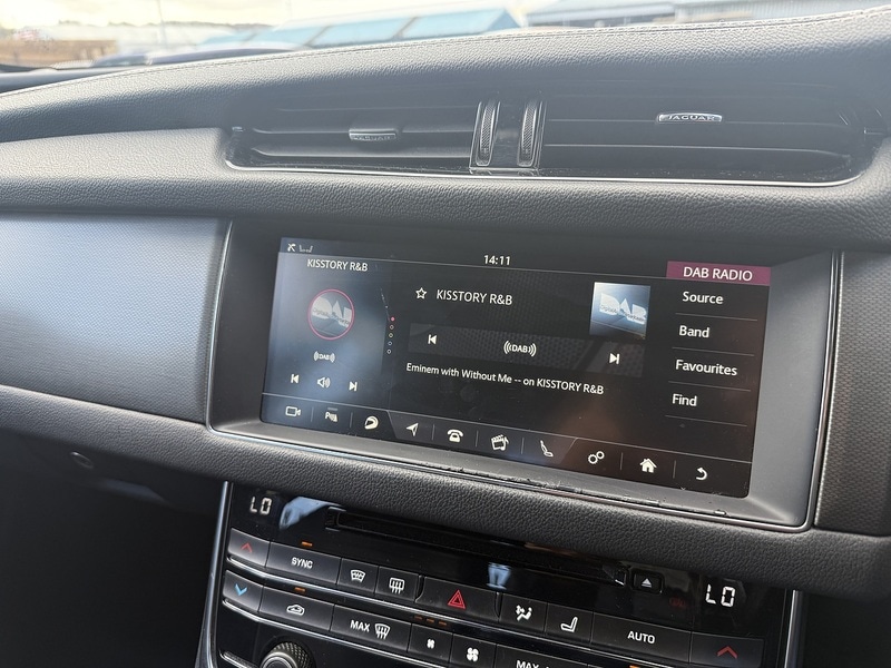 Used Jaguar XF 2018 for sale - 78069604: Photo 31