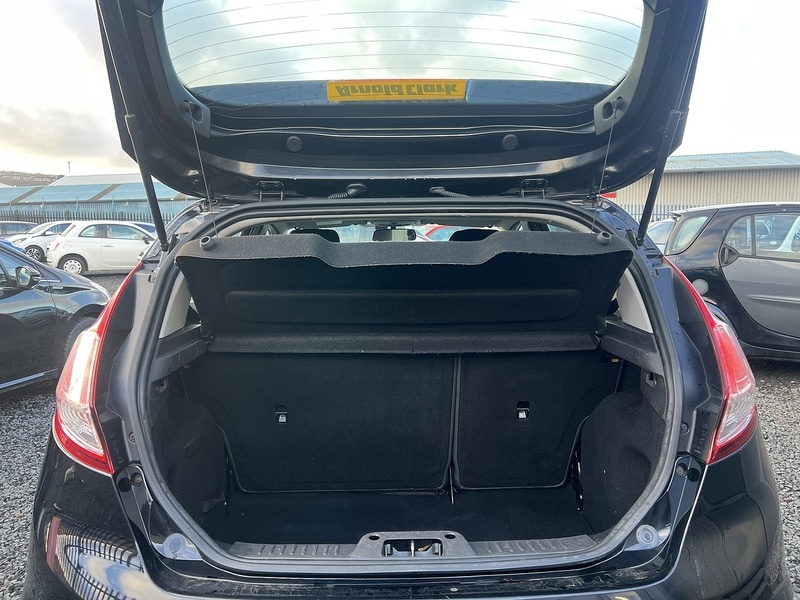 Used Ford Fiesta 2013 for sale - 76669040: Photo 11