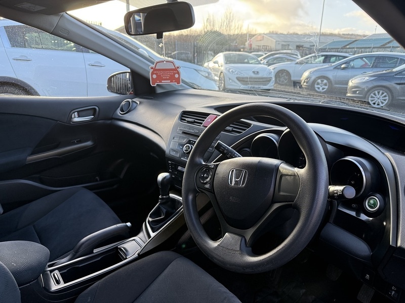 Used Honda Civic 2012 for sale - 76934919: Photo 12