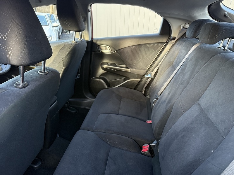 Used Honda Civic 2012 for sale - 76934919: Photo 17