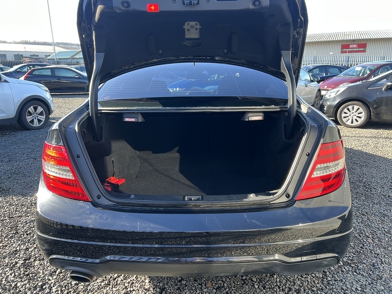 Used Mercedes-Benz C Class 2013 for sale - 77555841: Photo 9