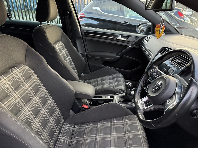 Used Volkswagen Golf 2016 for sale - 77149337: Photo 12