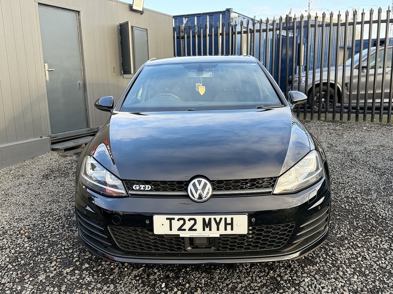 Used Volkswagen Golf 2016 for sale - 77149337: Photo 2