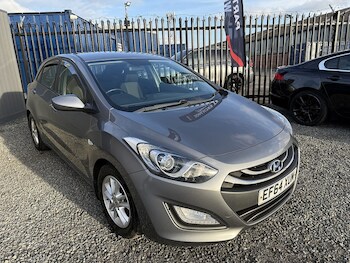 Used Hyundai i30 2014 for sale - 76218500: Photo